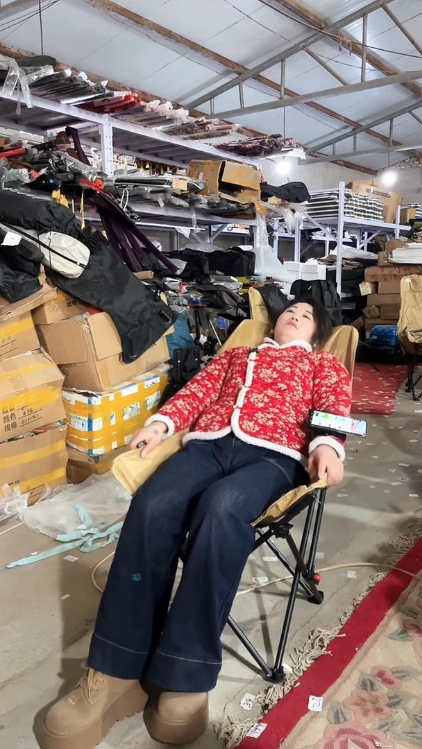 铁生锈 可调节 高背 颜色随机