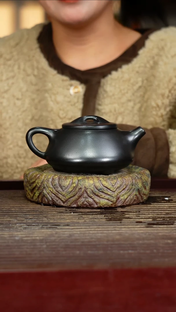 宜兴原矿紫砂壶茶壶宜兴原矿紫砂壶茶壶250C
