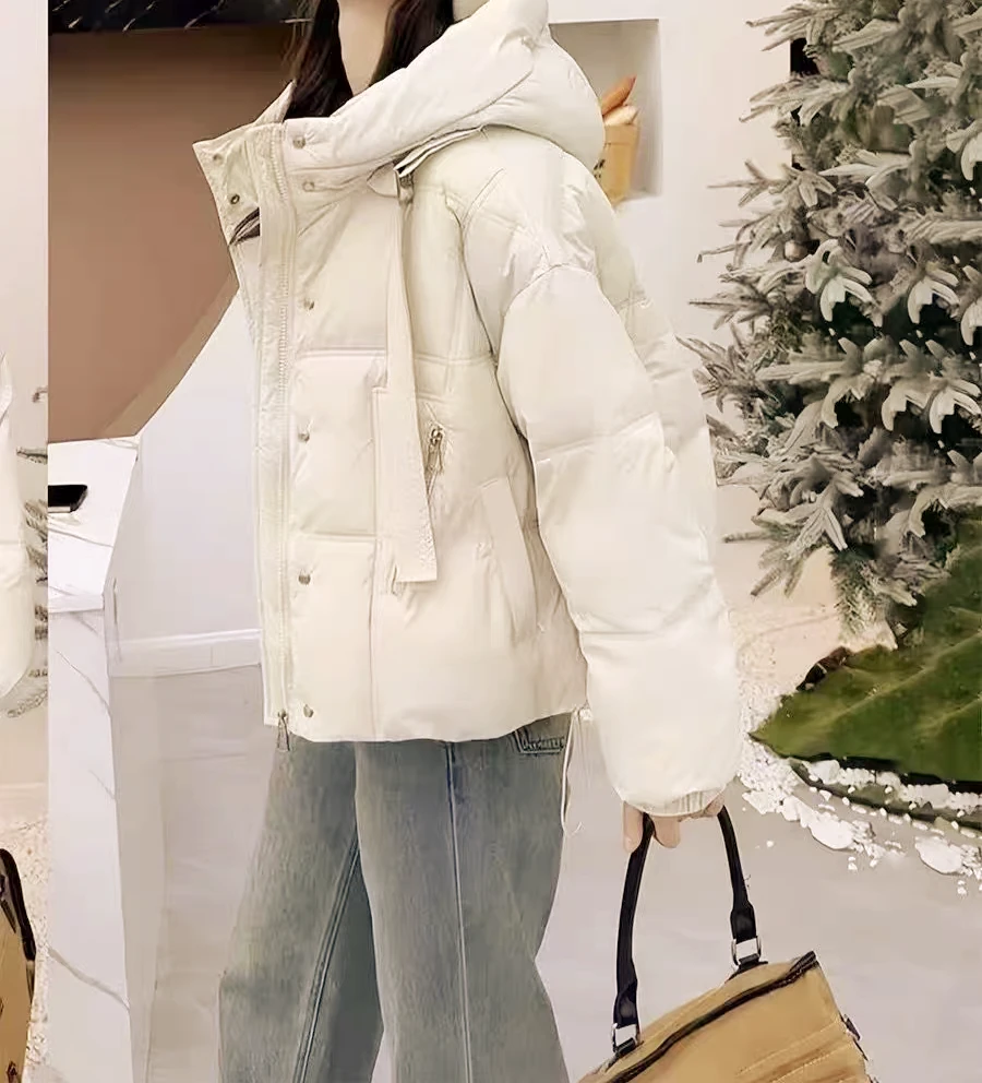 8307-3-DQ米白色连帽加厚短款外套