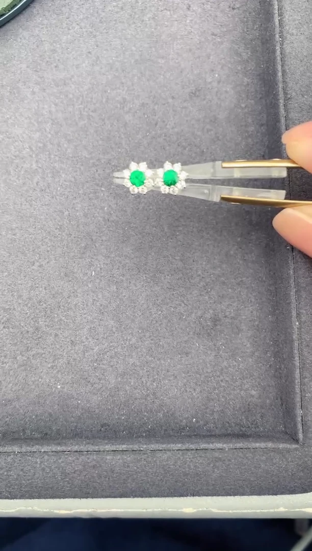 18K金镶嵌耳饰祖母绿28分祖母绿  GF  定制