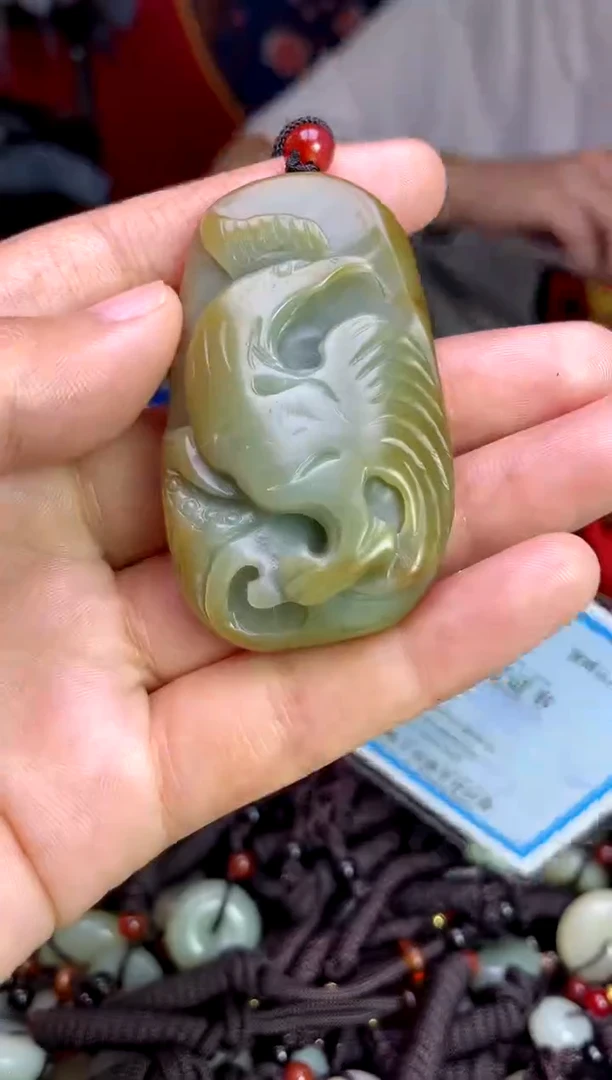 未镶嵌和田玉挂件1