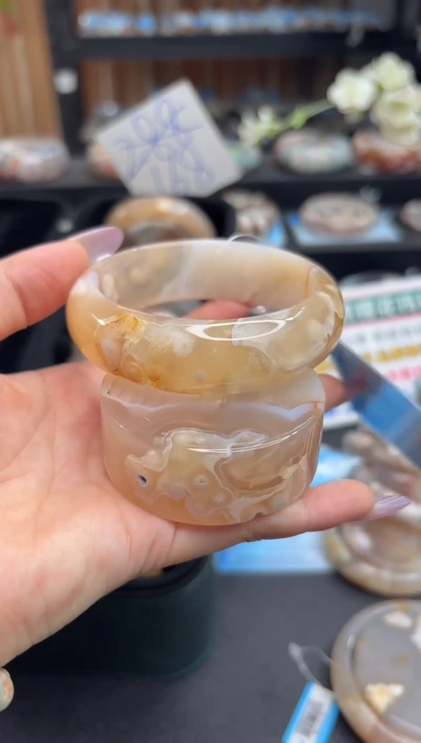 未镶嵌手镯石英质玉A425(59圈赠送镯心)