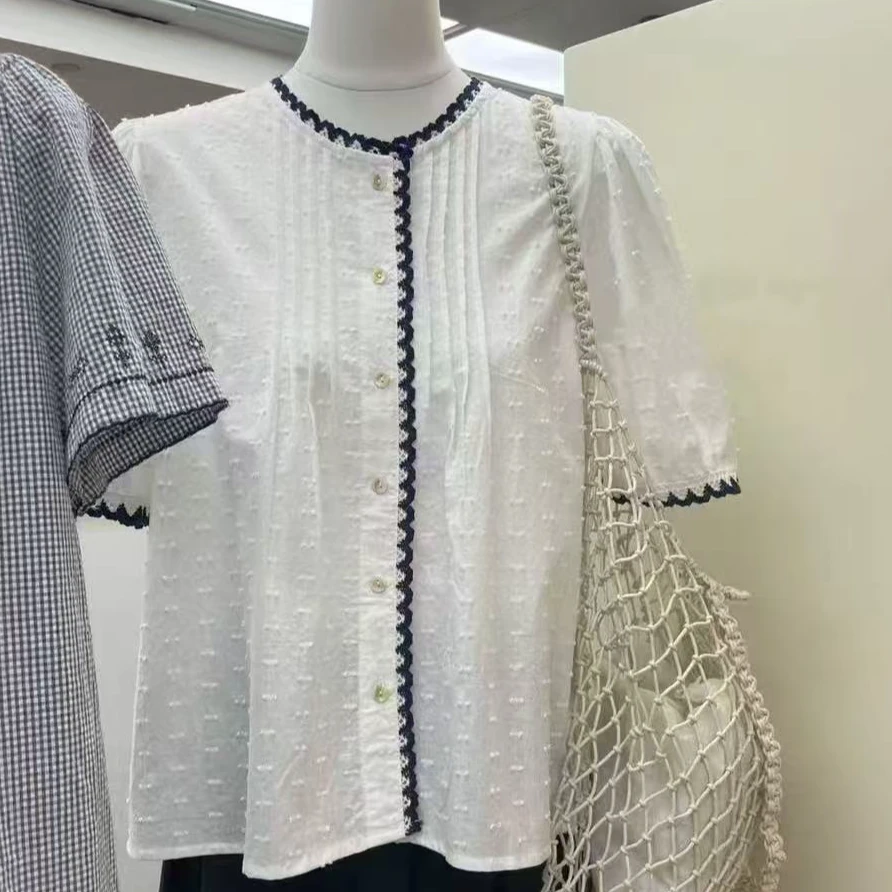 「雅阁布·蓝色花边拼接白色气质短袖小衫644#」