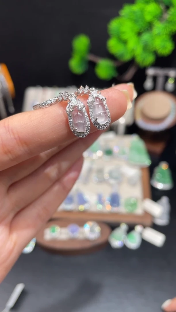 银S925镶嵌翡翠耳饰耳钉