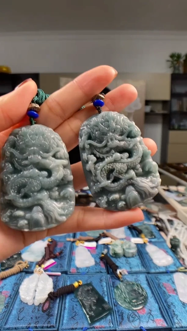 颈饰未镶嵌翡翠多样性发其一