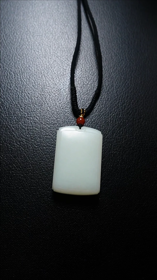 【闪购商品】和田玉颈饰未镶嵌无事牌