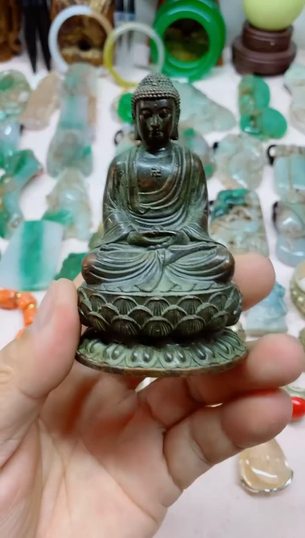 1直播间的实时画面