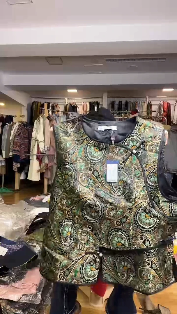 马甲       3XL码    140-150斤