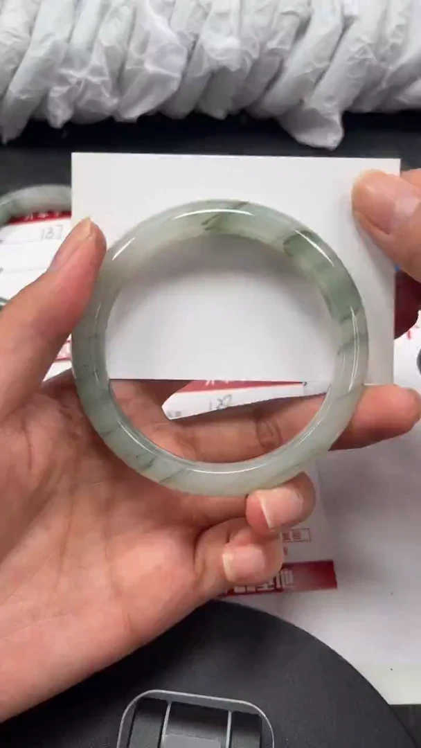 未镶嵌手镯石英质玉138-60/61