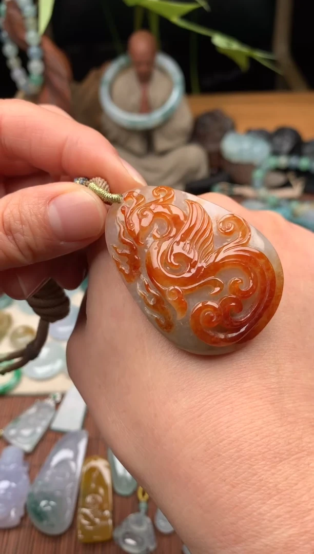 颈饰未镶嵌翡翠吊坠