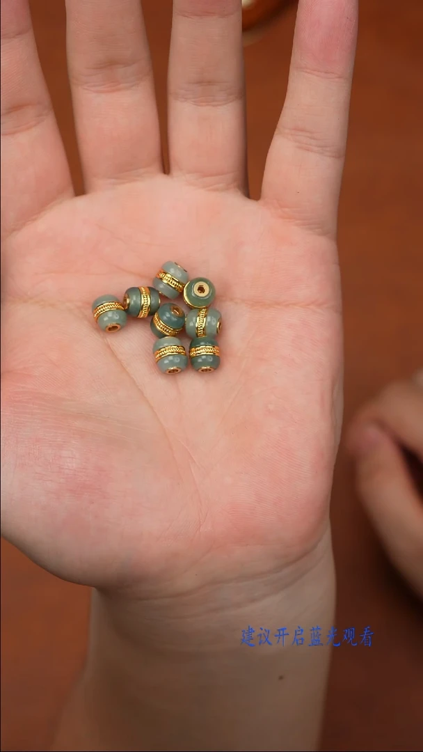 未镶嵌裸石翡翠翡翠配饰多样性发其一