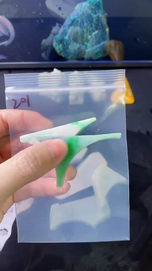 【闪购商品】翡翠挂件未镶嵌201天然A货翡翠