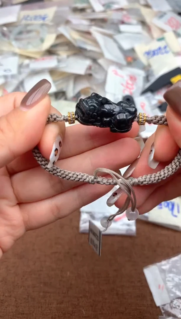 未镶嵌挂件翡翠—