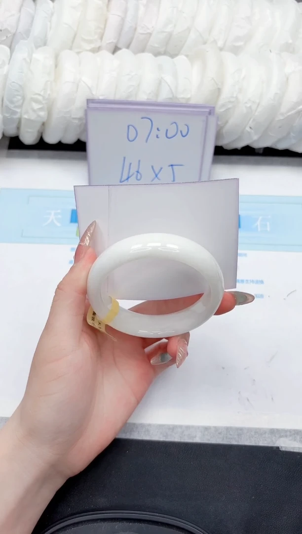 和田玉手镯未镶嵌211-57