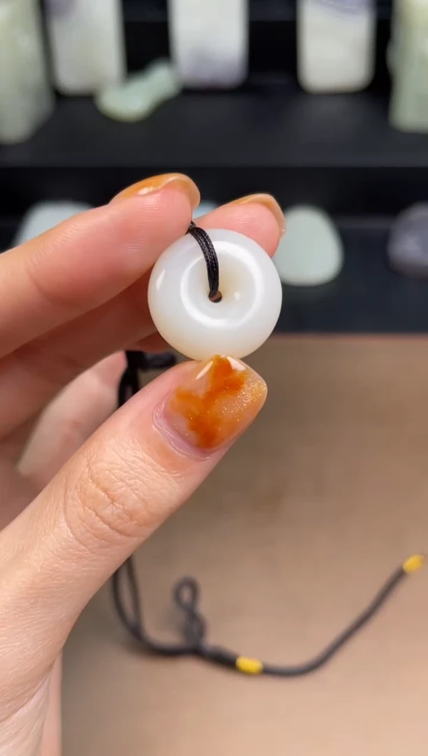 【闪购商品】和田玉颈饰未镶嵌75