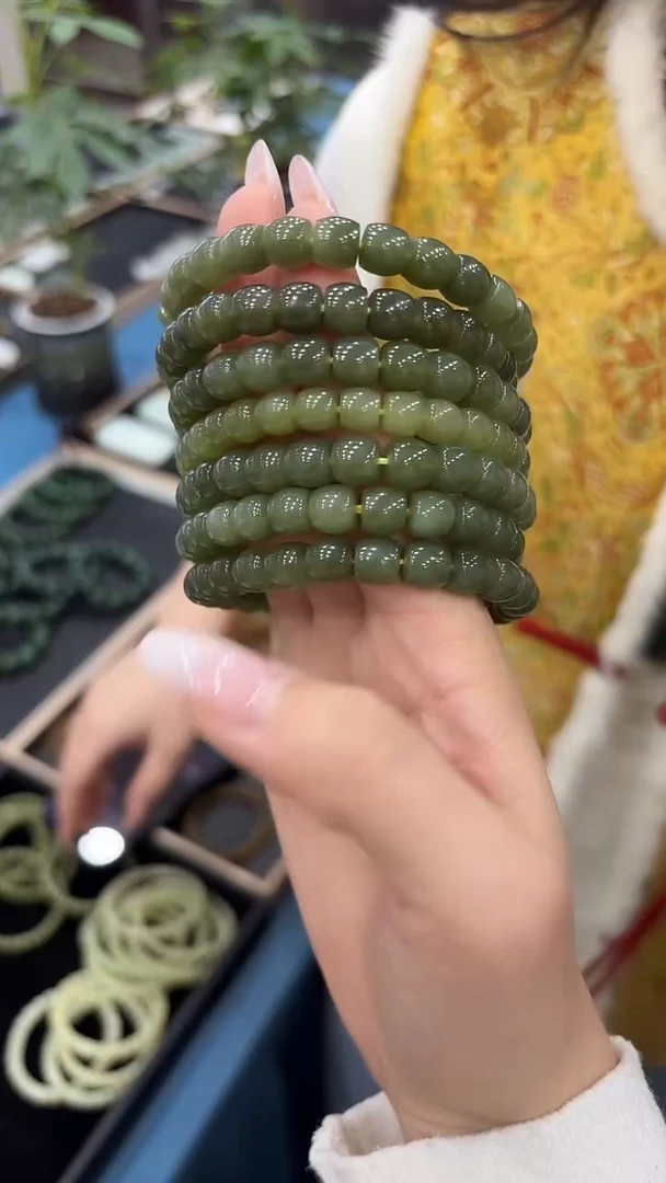 颈饰未镶嵌和田玉工厂清货不退不换多样性拍一发一