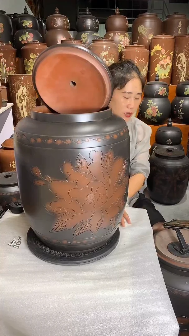 四号线雕牡丹图水缸