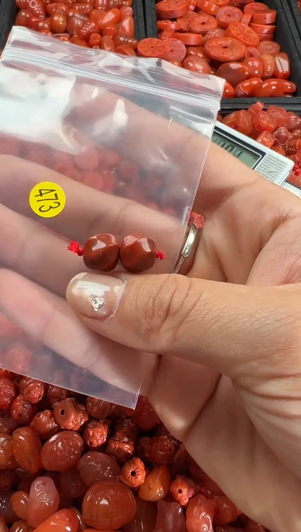 【闪购商品】南红玛瑙颈饰未镶嵌1