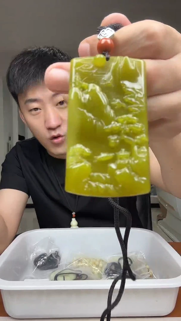 未镶嵌岫玉颈饰多样性发货一件