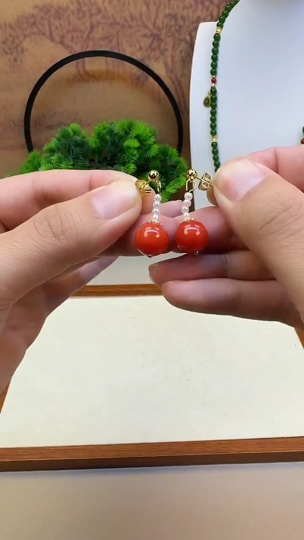 14K金镶嵌南红玛瑙耳饰E58