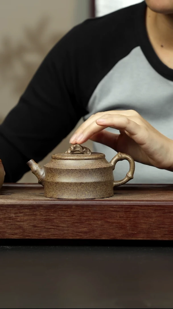 紫砂茶壶本绿柴烧 太湖石竹节壶