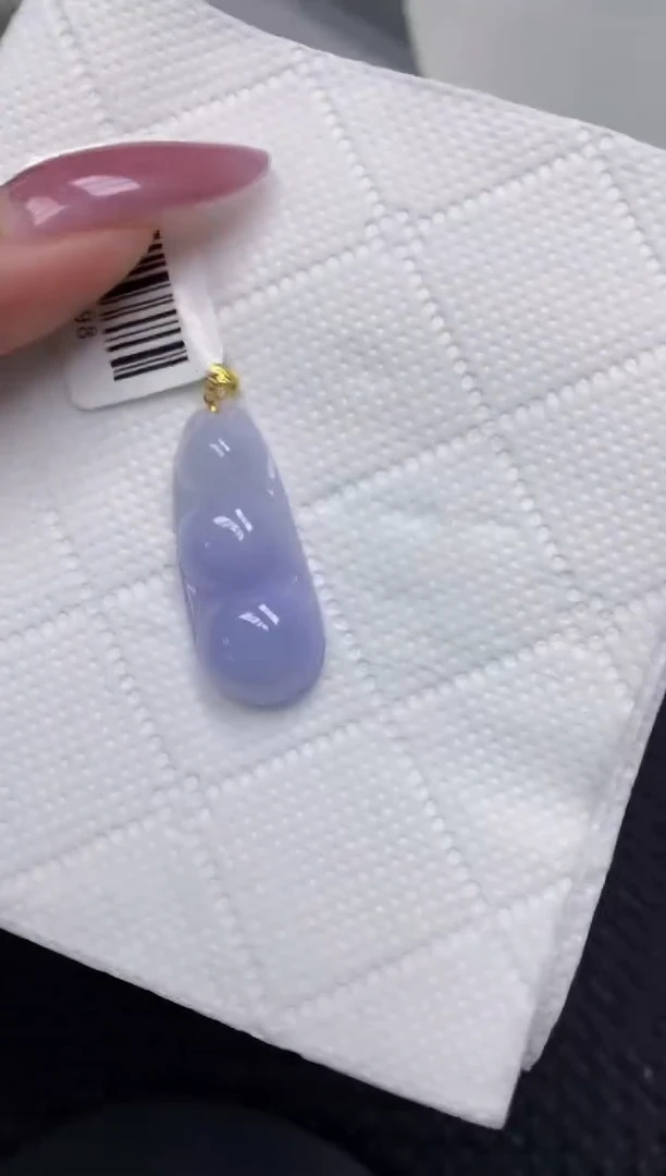 翡翠18K金镶嵌颈饰1111111111