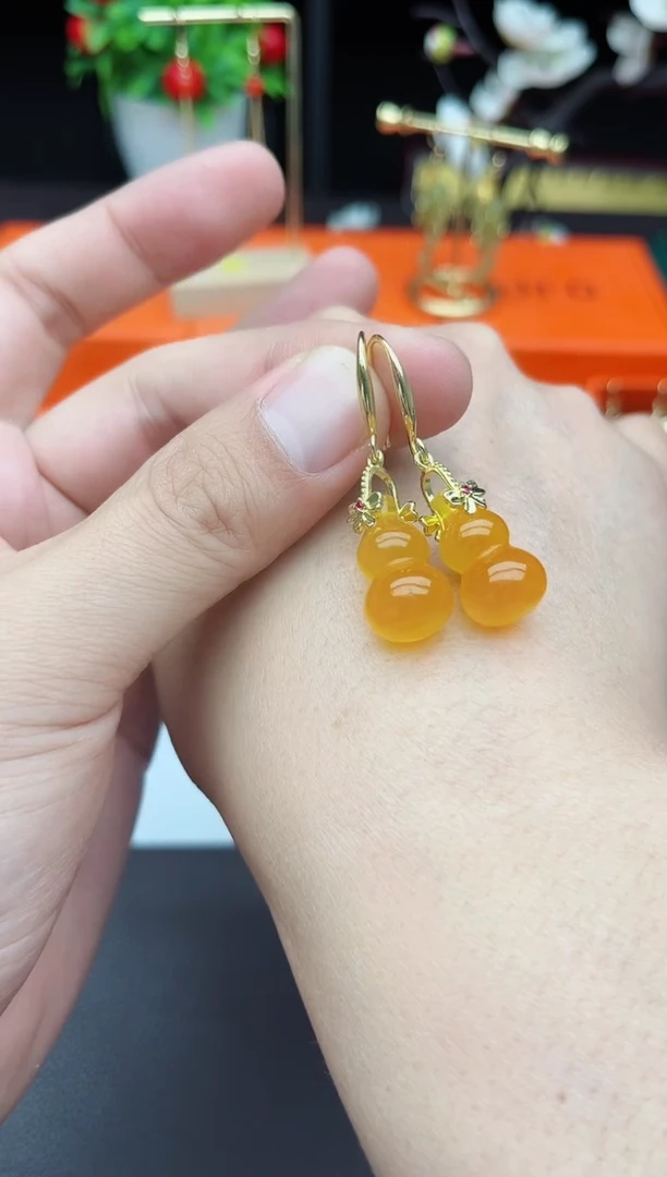 玛瑙/玉髓耳饰未镶嵌333000