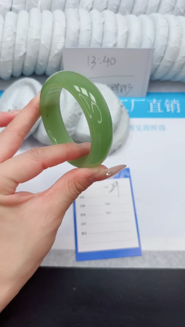 石英质玉手镯未镶嵌29-55.5NYG