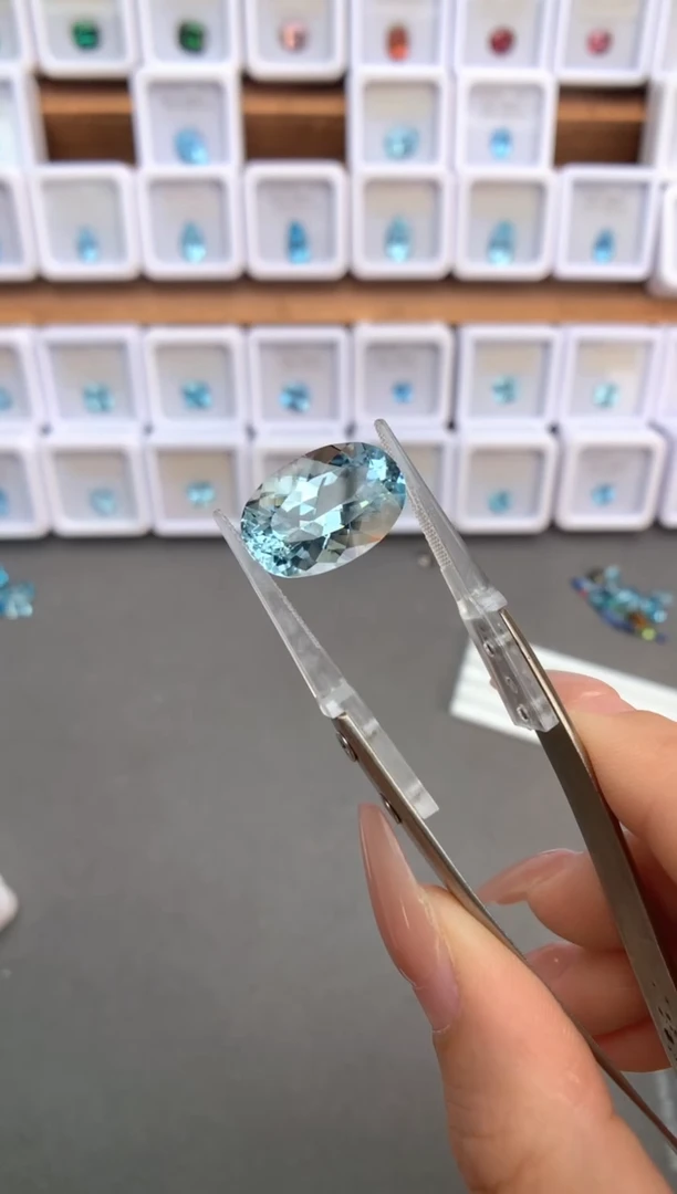 未镶嵌裸石定制海蓝宝石11.89ct 圣玛 01053