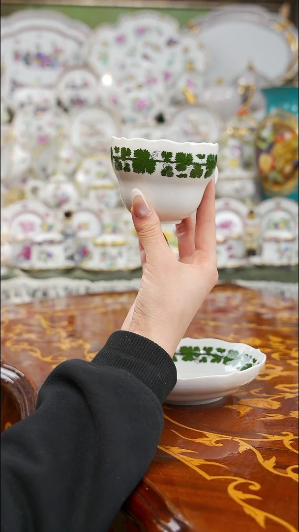 瓷婷婷中古瓷器如图所示3