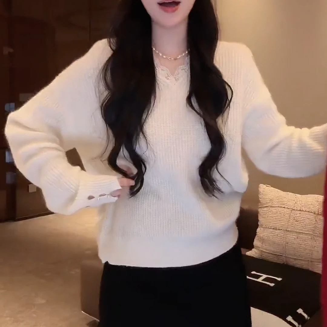 “白蕾丝边毛衣”秋冬新款气质百搭高级感优雅针织毛衣女LK2508879
