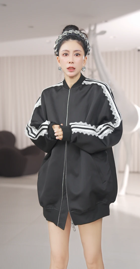 YRNX/伊然納暄  小众设计师原创运动休闲黑色条纹蕾丝边长款外套