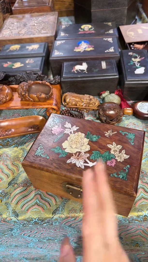 【闪购商品】木木艺牡丹花开黄翻盖盒88.88888