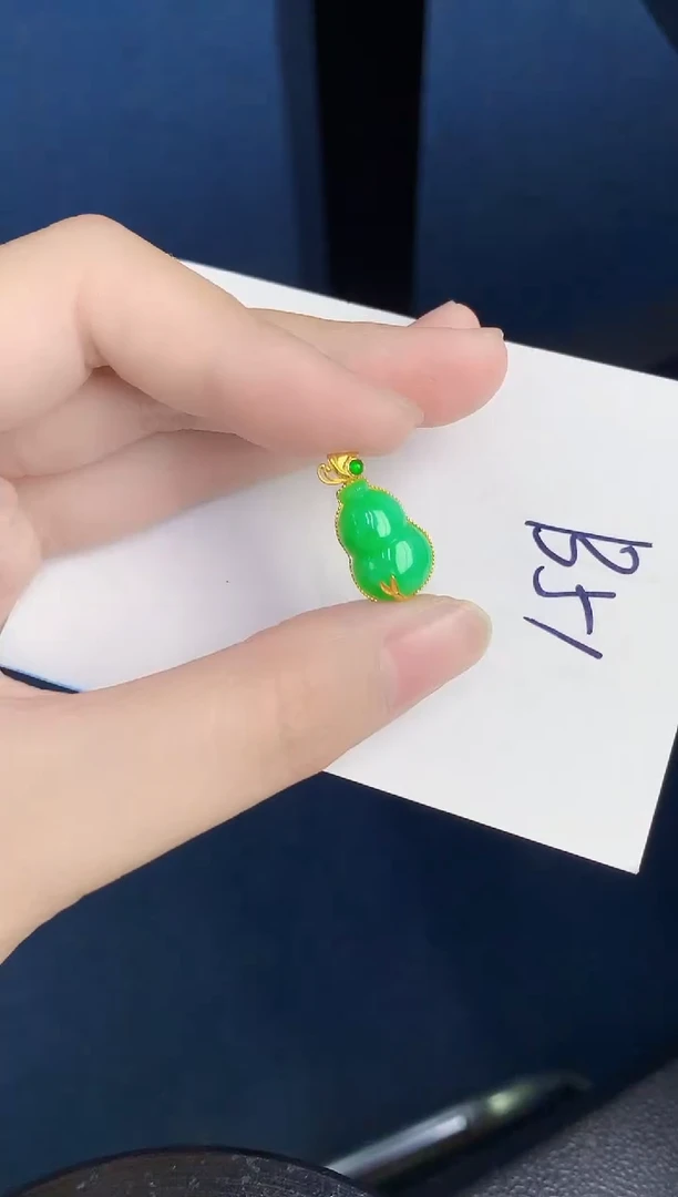 【闪购商品】翡翠颈饰18K金镶嵌000000000