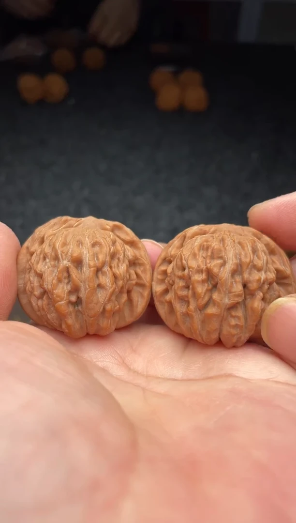 把件文玩核桃 B  6号  40 尺四座楼