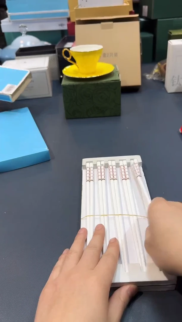 【闪购商品】碗B523-H1750全场正品，京东包邮