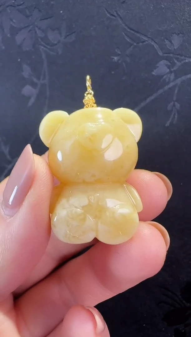蜜蜡颈饰18K金镶嵌小熊款