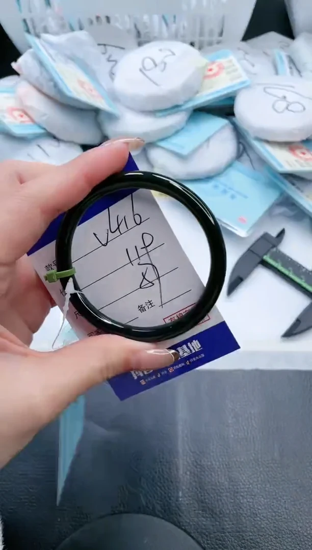 【闪购商品】和田玉手镯未镶嵌21V416-57