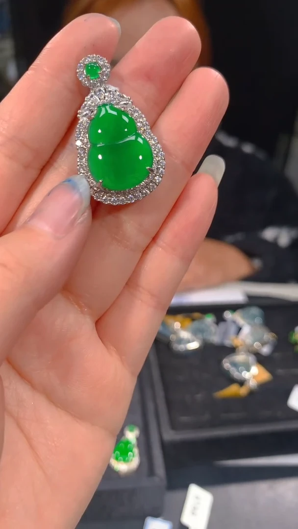 【闪购商品】定制翡翠未镶嵌59多样性发货（发其一）