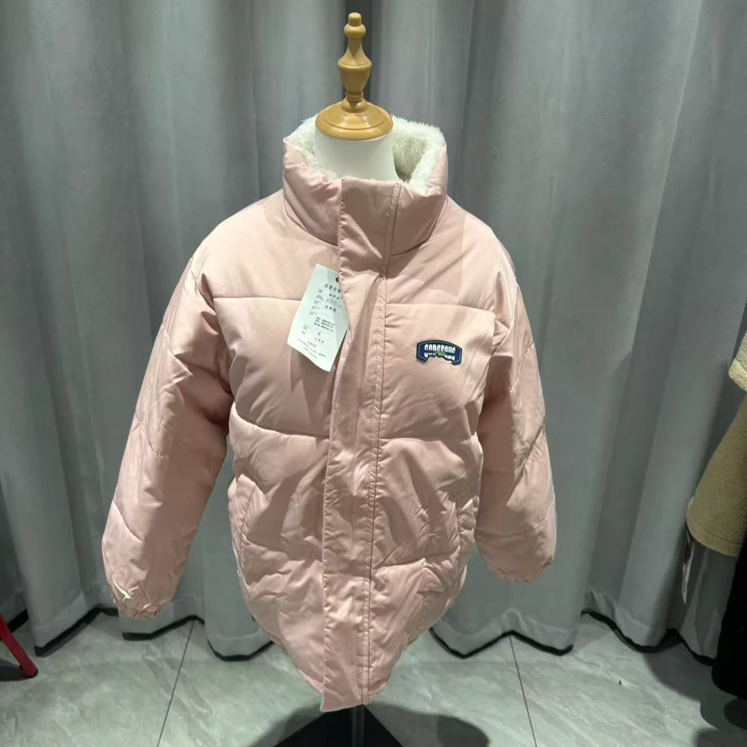 粉色羊羔绒棉服 宽松版型面料是羊羔绒可以穿到130斤身高不限制