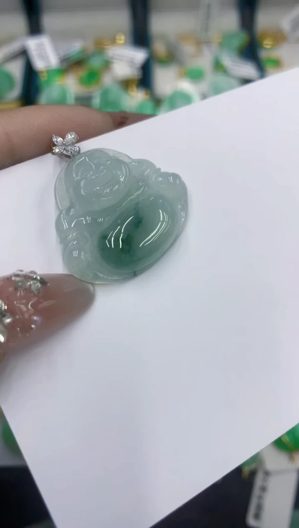 颈饰18K金镶嵌翡翠11111