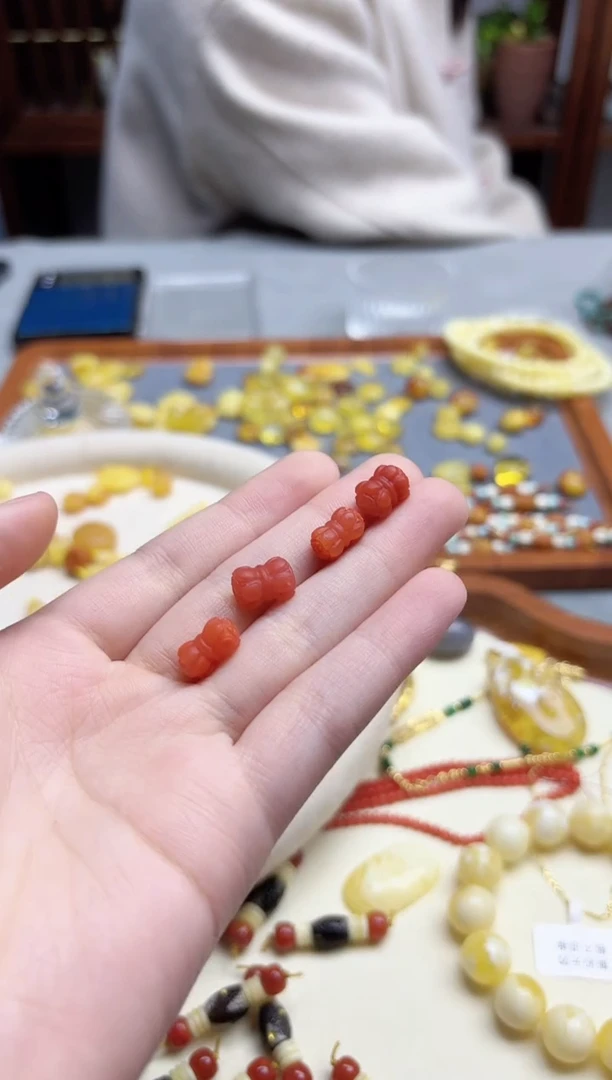 未镶嵌南红玛瑙挂件南红并蒂莲配饰GW多样性发其一