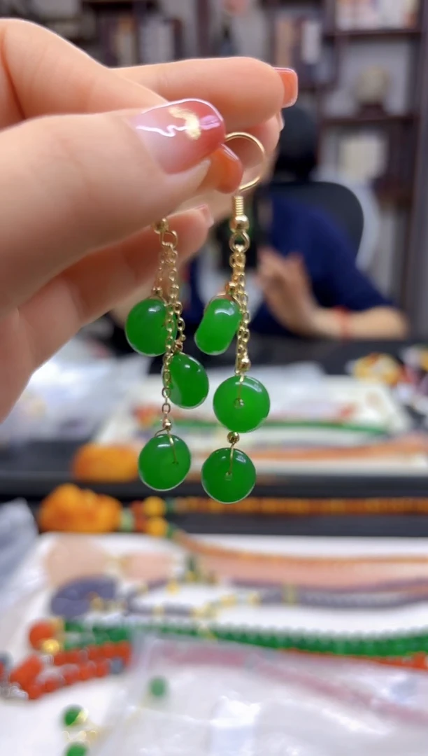 【闪购商品】翡翠耳饰14K金镶嵌耳坠E439