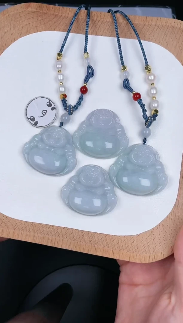 翡翠未镶嵌颈饰LA004翡翠细油浅蓝中佛+送同款绳子（多样性发其一）