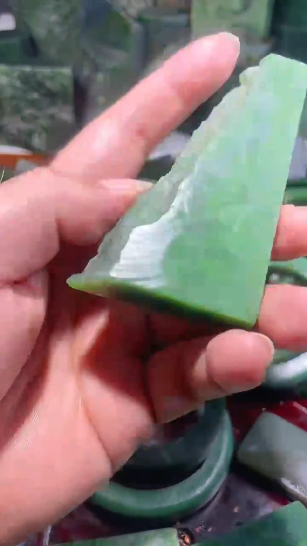 未镶嵌和田玉（碧玉）珠宝奇石30