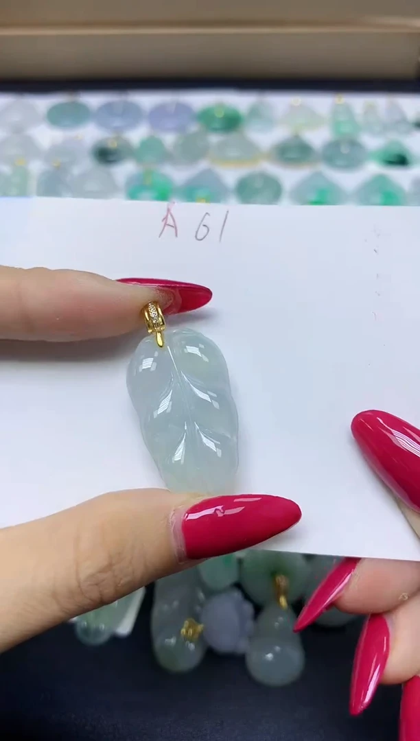 颈饰未镶嵌翡翠天然缅甸A货翡翠百元以上9元证书费自理