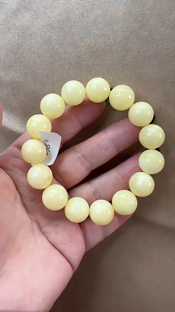 琥珀颈饰未镶嵌手串