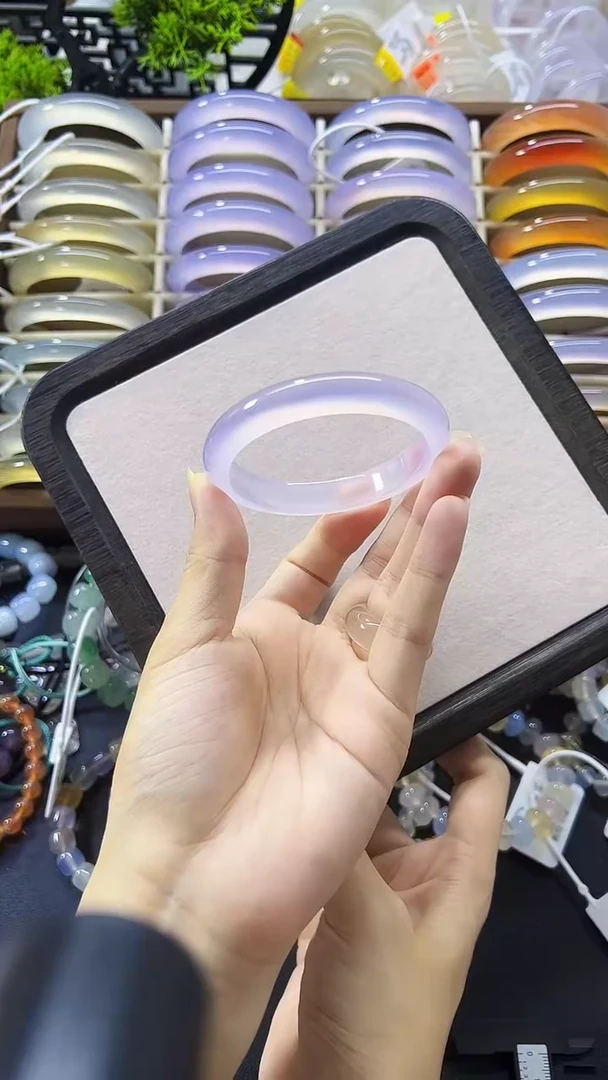 手镯玛瑙/玉髓未镶嵌53-54圈口可戴丝带