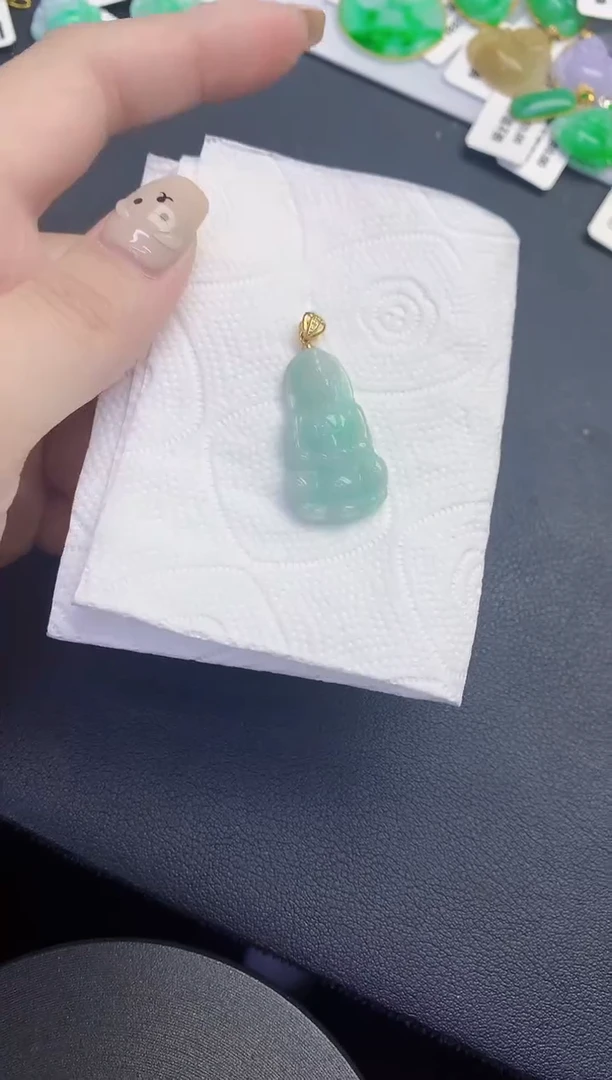 颈饰未镶嵌翡翠缅甸天然翡翠A货