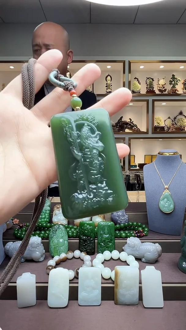 【闪购商品】和田玉颈饰未镶嵌苏